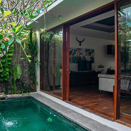 Villa Bougainville Seminyak  Ngoại thất bức ảnh