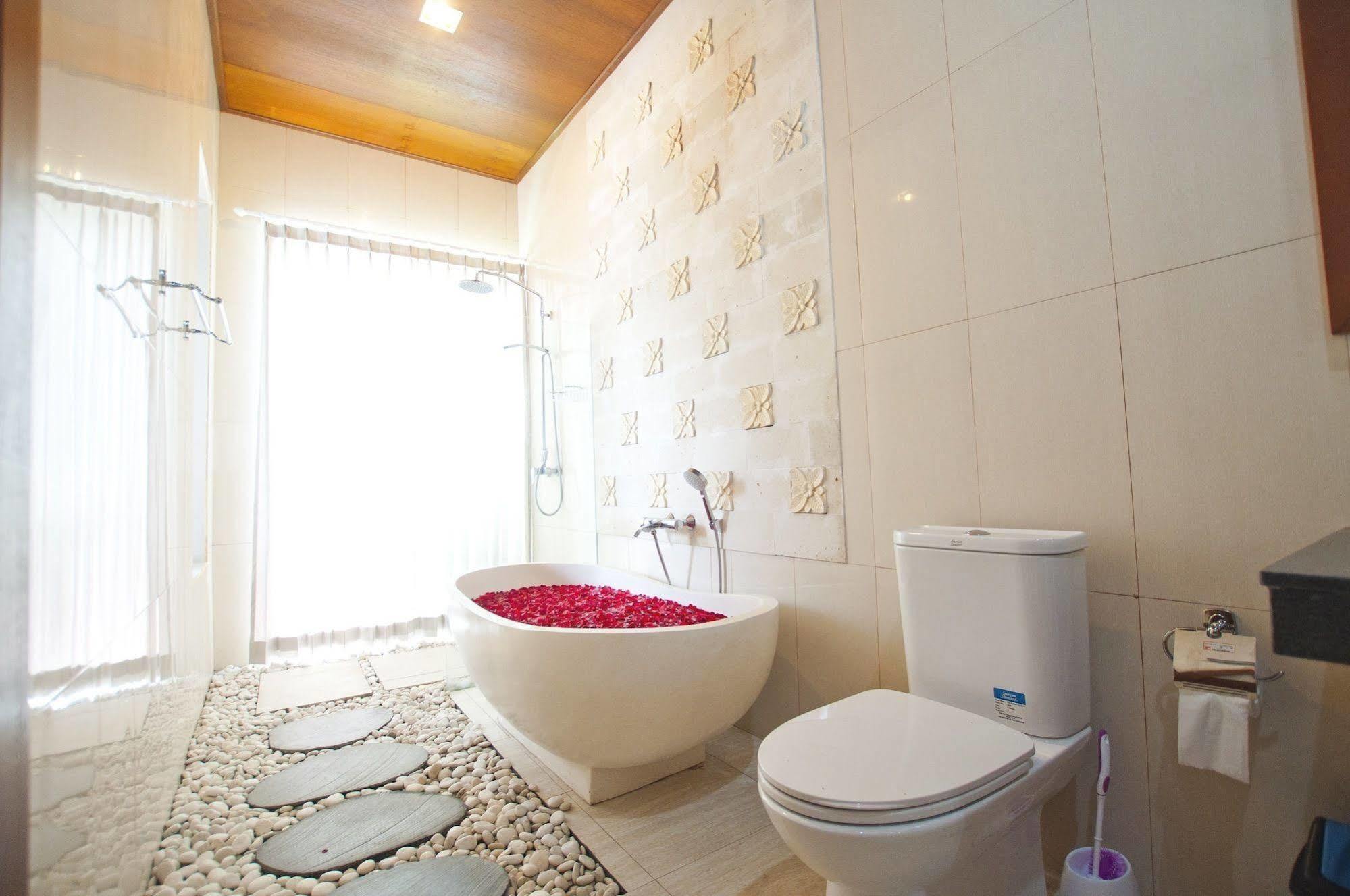 Villa Bougainville Seminyak  Ngoại thất bức ảnh