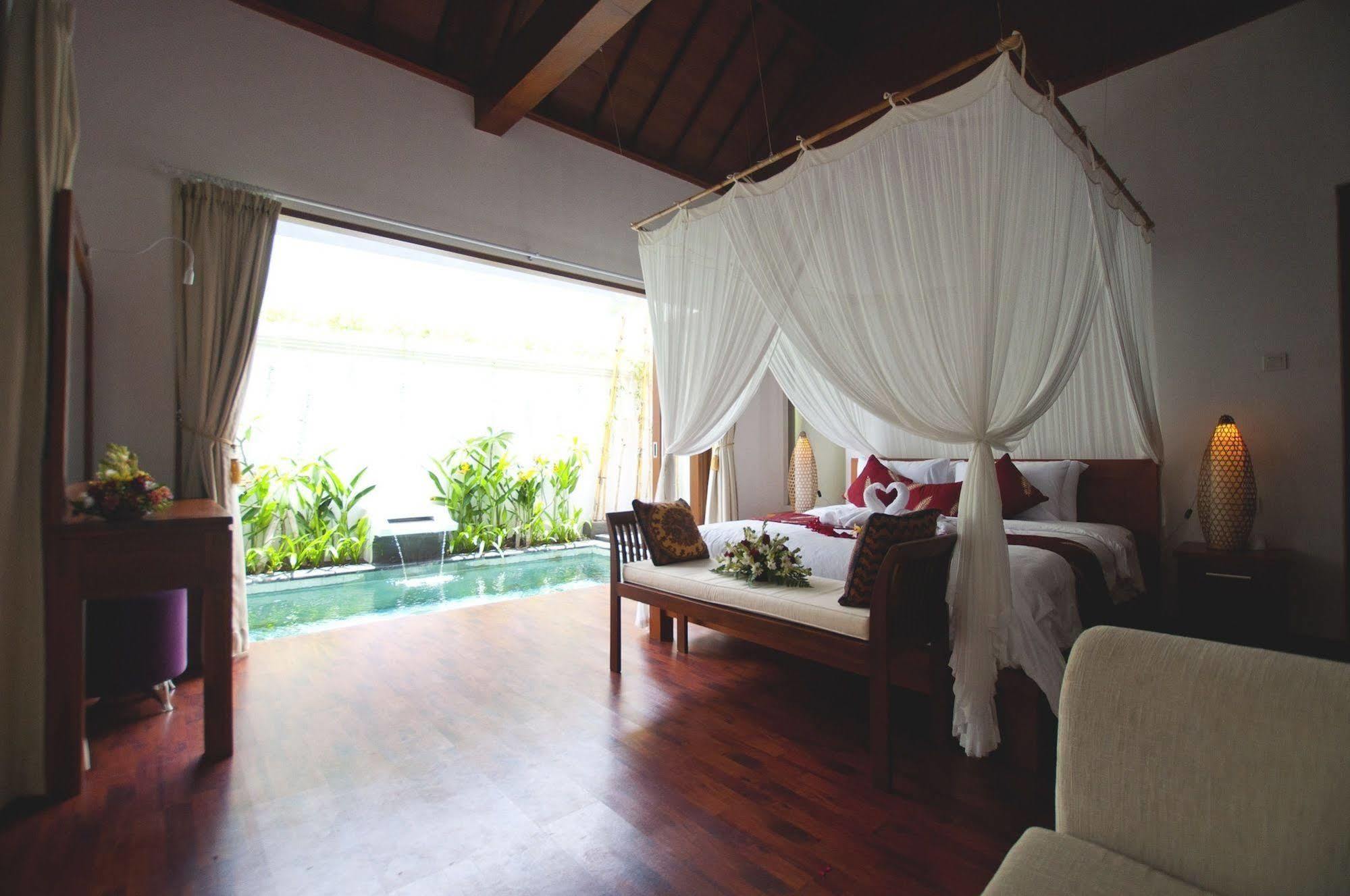 Villa Bougainville Seminyak  Ngoại thất bức ảnh